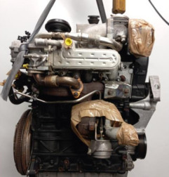 Moteur VOLKSWAGEN GOLF 5 Photo n°3