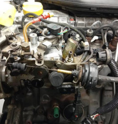 Moteur RENAULT CLIO 2 Photo n°7