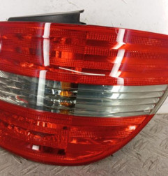 Feu arriere principal droit (feux) MERCEDES CLASSE B 245 Photo n°1