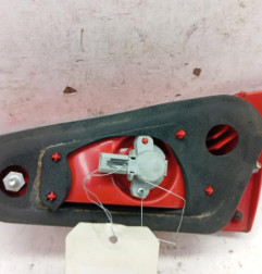 Feu arriere secondaire gauche (feux) ALFA ROMEO 147 Photo n°3