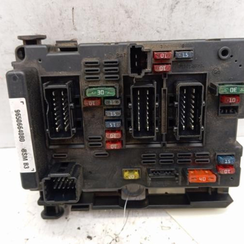 Boitier servitude moteur (BSM) PEUGEOT 307