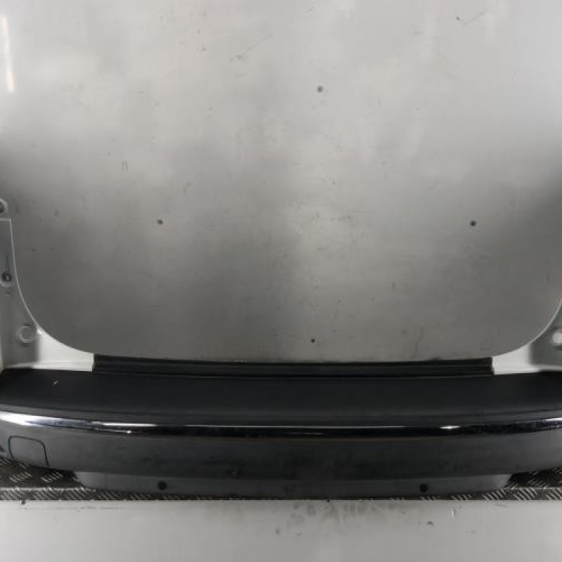 Pare choc arriere RENAULT CLIO 4