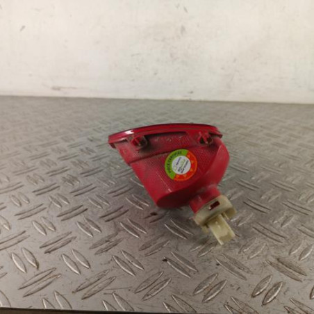 Feu de pare choc arriere droit PEUGEOT 3008 2