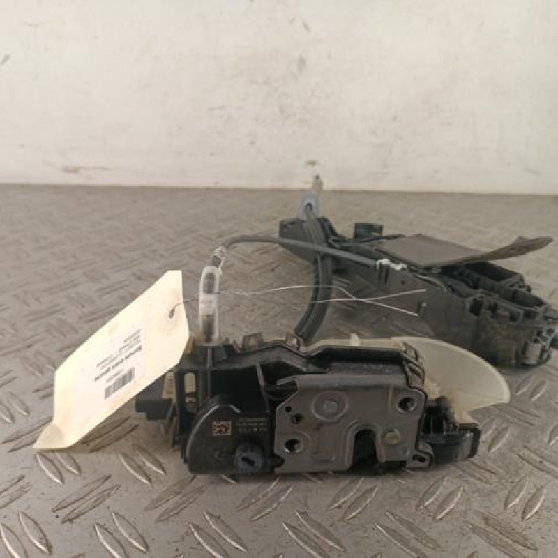 Serrure avant gauche PEUGEOT 3008 2