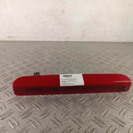 Feu arriere stop central RENAULT MEGANE 3 Photo n°1