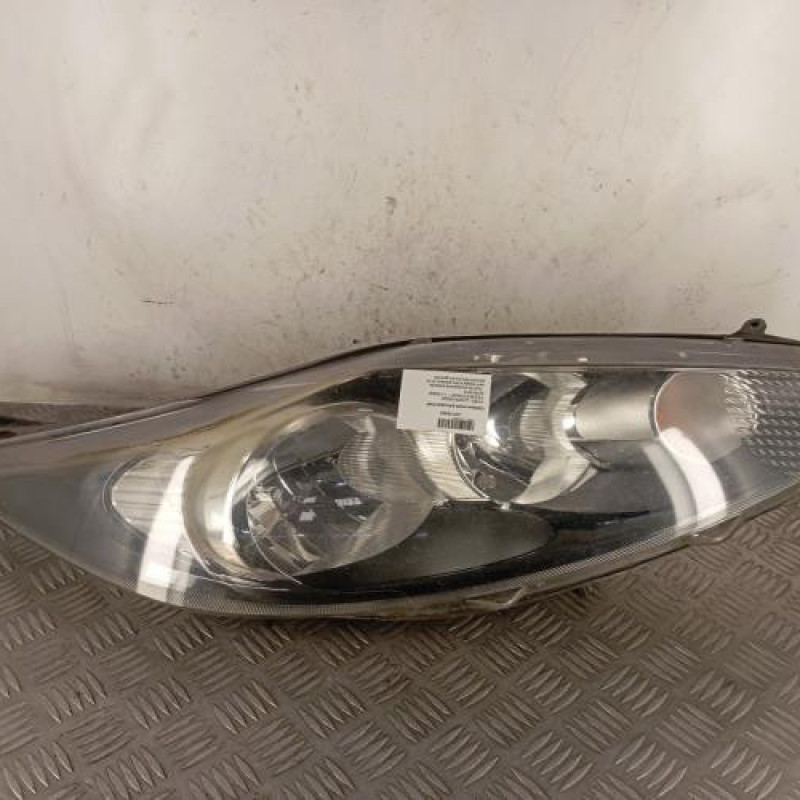 Optique avant principal droit (feux)(phare) FORD FIESTA 6