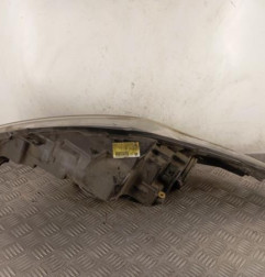 Optique avant principal droit (feux)(phare) FORD FIESTA 6