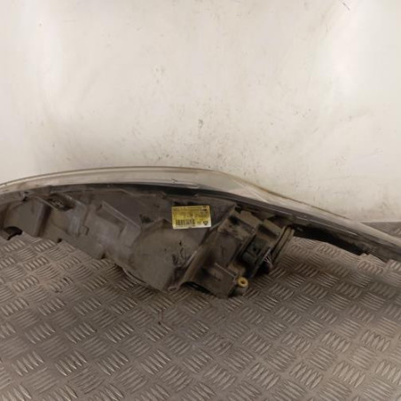 Optique avant principal droit (feux)(phare) FORD FIESTA 6