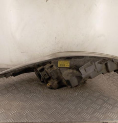 Optique avant principal gauche (feux)(phare) FORD FIESTA 6