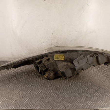 Optique avant principal gauche (feux)(phare) FORD FIESTA 6