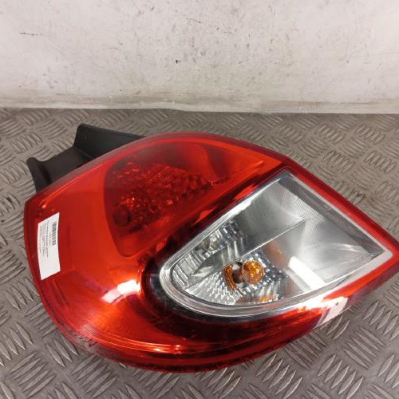 Feu arriere principal gauche (feux) RENAULT CLIO 3 Feu arriere principal gauche (feux) RENAULT CLIO 3