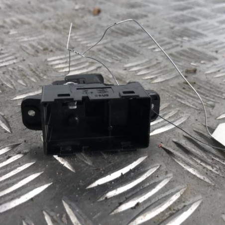 Interrupteur de leve vitre arriere gauche HYUNDAI I 20 2