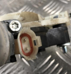 Leve vitre electrique arriere droit HYUNDAI I 20 2 Photo n°4