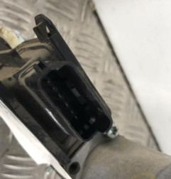 Leve vitre electrique avant gauche HYUNDAI I 20 2 Photo n°3