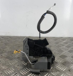 Serrure arriere droit HYUNDAI I 20 2 Photo n°1