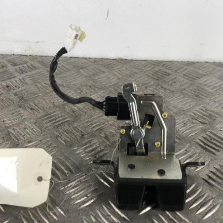 Serrure de hayon HYUNDAI I 20 2 Photo n°1