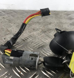 Neiman RENAULT CLIO 2 CAMPUS Photo n°1