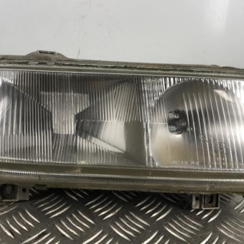 Optique avant principal droit (feux)(phare) VOLKSWAGEN PASSAT 3