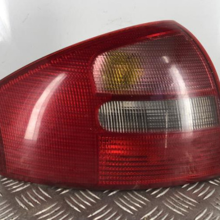 Feu arriere principal gauche (feux) AUDI A6 2 Photo n°1