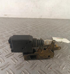 Serrure arriere droit PEUGEOT 205