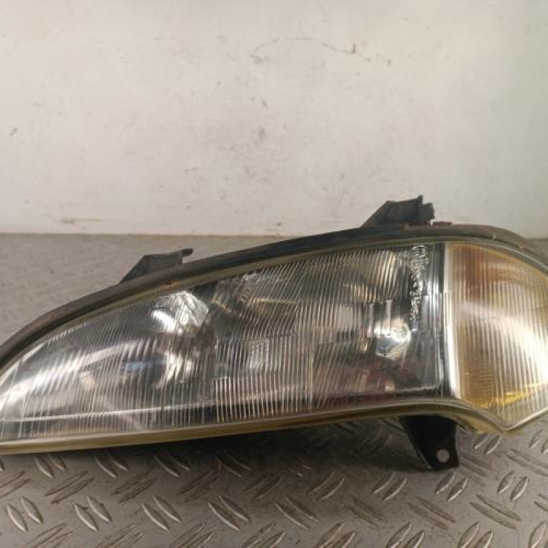 Optique avant principal gauche (feux)(phare) OPEL TIGRA 1