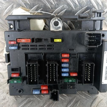 Boitier servitude moteur (BSM) PEUGEOT 206+ Photo n°1