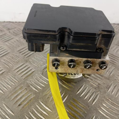 Bloc ABS (freins anti-blocage) HYUNDAI I 20 2 Photo n°1