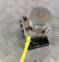 Bloc ABS (freins anti-blocage) HYUNDAI I 20 2 Photo n°3