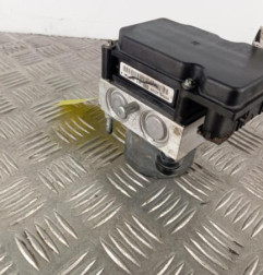 Bloc ABS (freins anti-blocage) RENAULT CLIO 2 Photo n°1