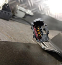 Ceinture avant gauche RENAULT CLIO 3 Photo n°6