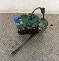 Serrure avant droit VOLKSWAGEN POLO 4 Photo n°1