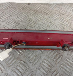 Feu arriere stop central KIA CERATO