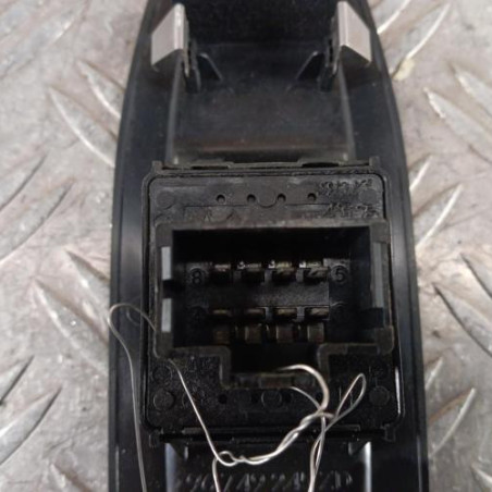 Interrupteur de leve vitre avant gauche PEUGEOT 208 1