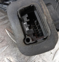 Serrure avant gauche VOLKSWAGEN POLO 5 Photo n°3