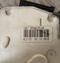 Serrure avant gauche VOLKSWAGEN POLO 5 Photo n°4