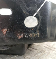 Attache ceinture arriere gauche RENAULT CLIO 3 Photo n°3