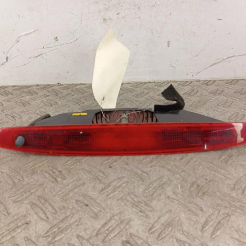 Feu arriere stop central RENAULT MODUS