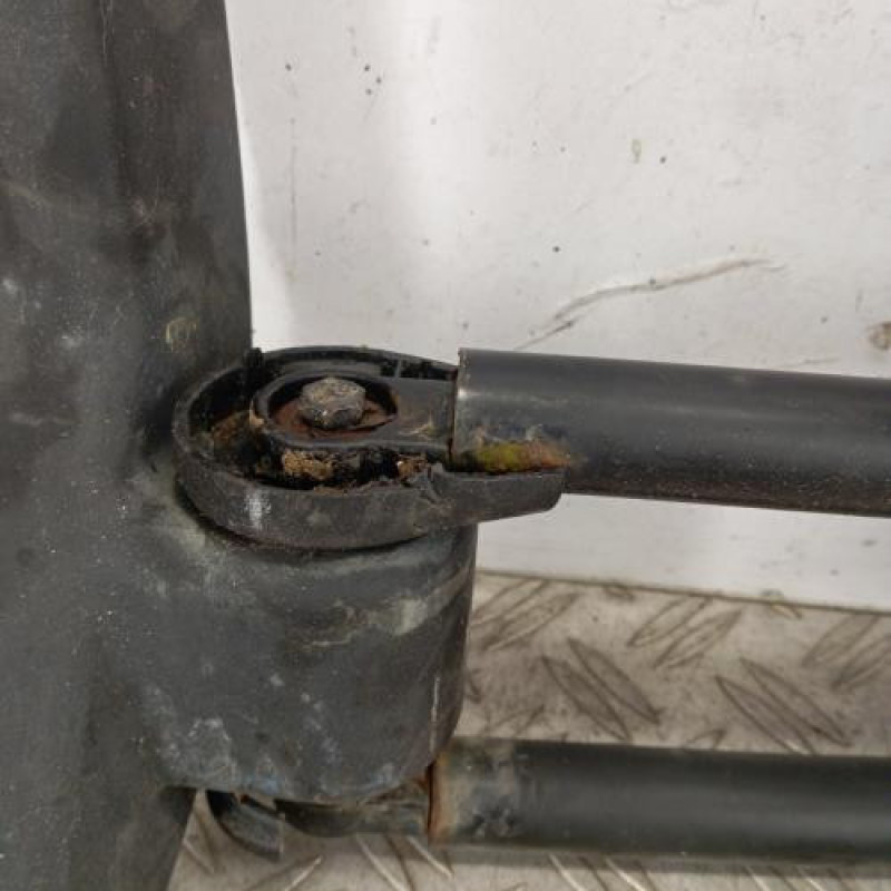 Retroviseur droit NISSAN CABSTAR 2