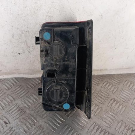 Feu de pare choc arriere gauche NISSAN NV300