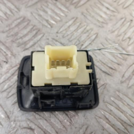 Interrupteur de leve vitre avant droit NISSAN NV300