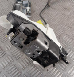 Serrure avant gauche PEUGEOT 5008 1