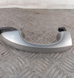 Poignee porte avant gauche VOLKSWAGEN GOLF 7 Photo n°1