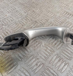 Poignee porte avant gauche VOLKSWAGEN GOLF 7