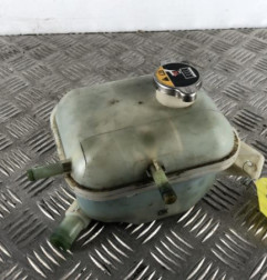 Vase d'expansion HYUNDAI I 20 2 Photo n°1