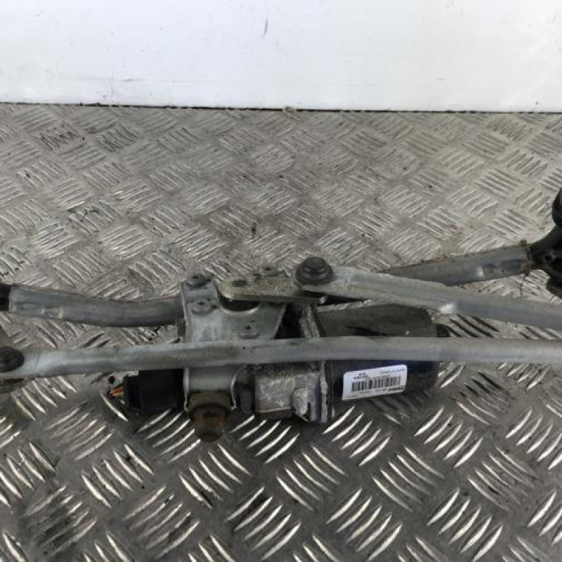 Moteur essuie glace avant HYUNDAI I 20 2
