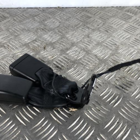 Attache ceinture arriere gauche RENAULT CLIO 4