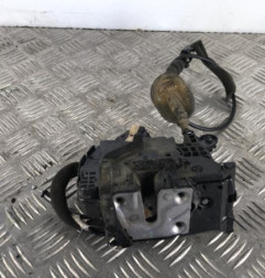 Serrure arriere gauche RENAULT CLIO 4