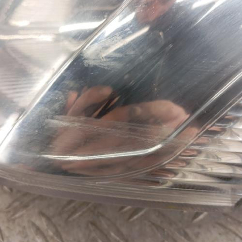 Optique avant principal gauche (feux)(phare) CITROEN C2