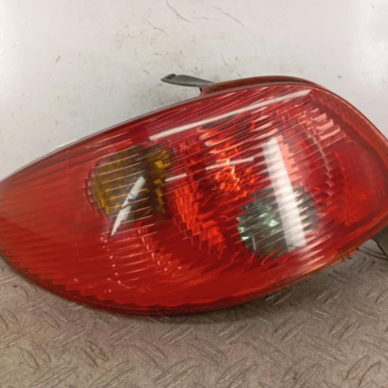 Feu arriere principal gauche (feux) PEUGEOT 206