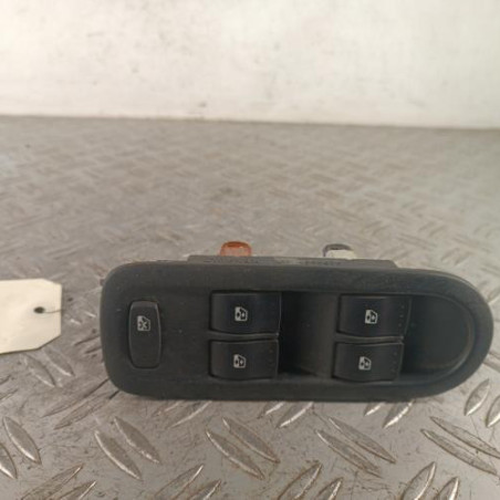 Interrupteur de leve vitre avant gauche RENAULT MEGANE 2 Photo n°1
